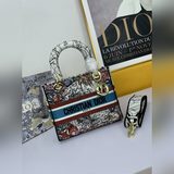 淺金【Lady D 刺繡系列】M8002最新系列，汲取大量自然元素，色調貼近植
