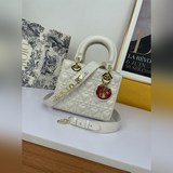 七夕情人節Lady Dior Mini lady classic 系列戴妃一直都