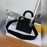淺金【Lady D 刺繡系列】M8002最新系列，汲取大量自然元素，色調貼近植