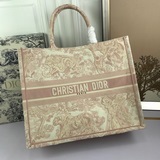 【Di0r Book Tote】多數人消費奢侈品牌首先想到的是買實用型的經典款