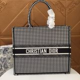 Dior 早春最新款 購物袋 單肩包官網系列 走秀款 全力打造精緻優雅心備佳品