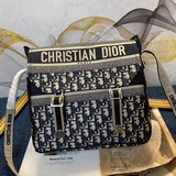 【原單】20SS DIO.R Camp新款郵差包新色時尚、百搭 、休閑 、輕便