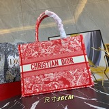新花料 Dior 早春最新款 購物袋 單肩包官網系列 走秀款 全力打造精緻優雅