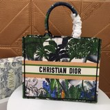新花料 Dior 早春最新款 購物袋 單肩包官網系列 走秀款 全力打造精緻優雅