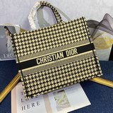 【原版刺繡原版品質】dior 早春最新款 購物袋 單肩包官網系列 走秀款 全力打