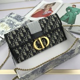 【跑量款】Di0r 蒙田鍊條手拿包，内外都有夾層，手鍊可拆卸。斜挎，單肩，手拿。