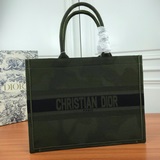 雙面繡流蘇款 dior 早春最新款 購物袋 單肩包官網系列 走秀款 全力打造精