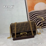 fendi Iconic BaguetteIconic Baguette中號鍊