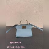 fendi PeekabooISeeU Micro 袖珍小貓包羊皮材質，皮