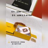 尺寸 nano 版口紅包 回貨！FD lconic 法棍手袋，采用翻蓋設計，