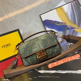 【原單】 配盒子  fendi Vertigo 夏季膠囊限量系列最新的Bagu