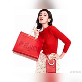 FéI TOTE 托特包“陽光手提袋”簡單字母LOGO設計，琥珀色雙手柄是整個