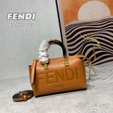 Fendi又一爆款波士頓迷你小手提包！By The Way Boston迷你手