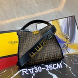 【原版皮高品質】 FENDI x-lite配小牛皮對版五金  系列手袋10周年而