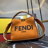 【原版高品質】 FENDI x-lite配小牛皮對版五金  系列手袋10周年而誕