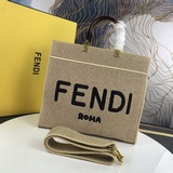 [發]FéI TOTE 托特包“陽光手提袋”簡單字母LOGO設計，單拎着就很有