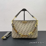 芬迪官網最新腋下包大號Fendi o’lock swing憑借FENDI O’