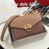 ICHAEL KORS 新款【配精品盒】材料：牛皮配高絲光磨砂款號：666