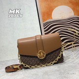 MK新品來襲，牛皮配pvc原版五金材質，，經典精品，大衆又大氣，永不過時，又實用