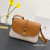 mk原單正品品質，頂級精緻手工，無可挑剔，手感柔軟，包型立體感圓順，皮面無一絲皺