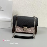 MK新品來襲，牛皮配PVC材質，配禮品，經典精品，大衆又大氣，永不過時，又實用，
