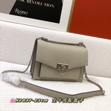 MK新品來襲，全牛皮材質，經典精品，大衆又大氣，永不過時，又實用，完美手工，很适