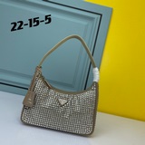 Prada 2023新款閃閃水鑽Hobo包 哇咔咔！整個包都是閃鑽鑲嵌成的水鑽P