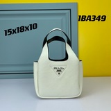 新品首發22最新款菜籃子托特包1BA349 尺寸：15.5*18*10cm柔