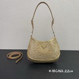 /配盒子、Prad Cleo手袋以綢緞縫製，款號 1BC169 出貨 優雅 大小