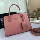 專櫃高品質 獨家首發爆款PRADA（普拉達）新款66158，采用進口粗十字牛皮＋