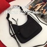 P家專櫃最新款1BC123尼龍編織繩尼龍布包到貨頂級原單貨頂級全啞光五金，具有