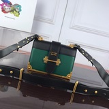 PRADA型號：1BD045 尺寸：20*14*8CMPRADA 五金升級定制。