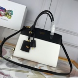 PRADA型號：1BA046 尺寸：30x23x15P家專櫃爆款出貨Saffia