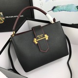 款號55011#原版牛皮手掌紋P家 女士手袋無與倫比的優雅與品質是“意大利制造”