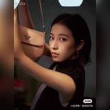 PRAD*a 推出全新 2023春夏系列 Hobo手袋 精選小牛皮打造 杜鵑 文