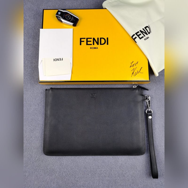 品牌：  fendi  芬迪款號：  黃f手包貨號：  168568顔色：