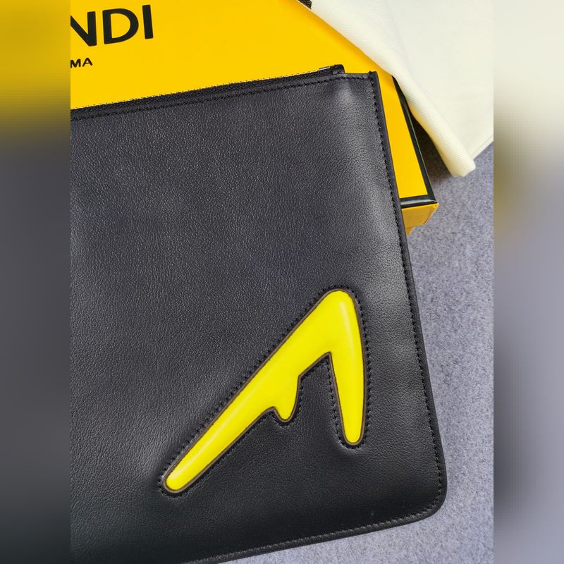 品牌：  fendi  芬迪款號：  黃f手包貨號：  168568顔色：