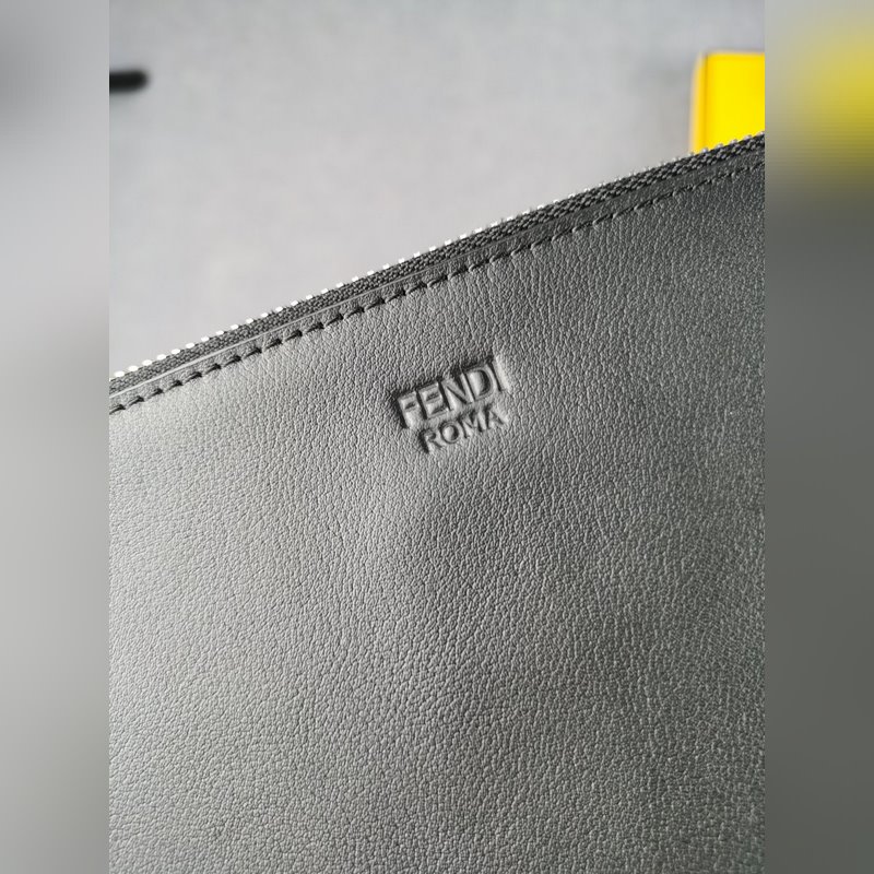 品牌：  fendi  芬迪款號：  黃f手包貨號：  168568顔色：