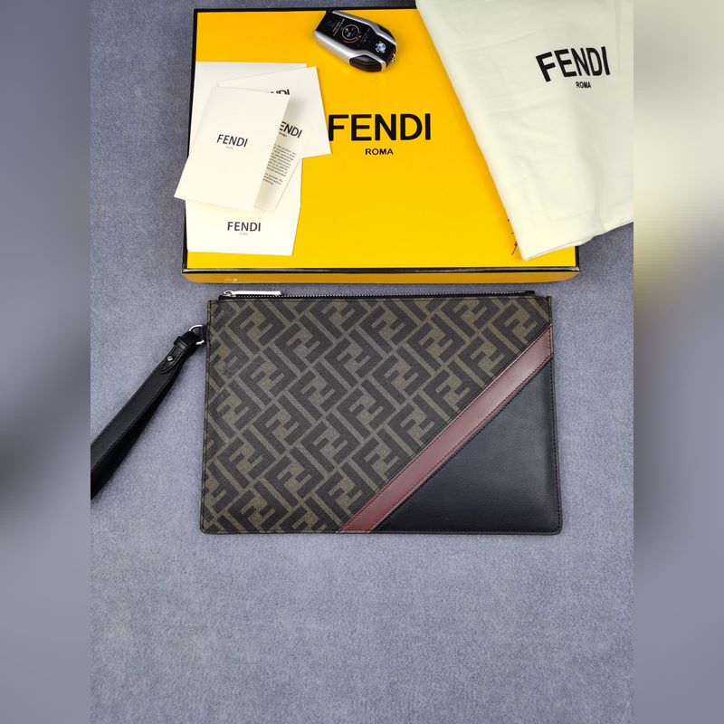 品牌：  fendi  芬迪款號：  pvc棕手包貨號：  168568顔