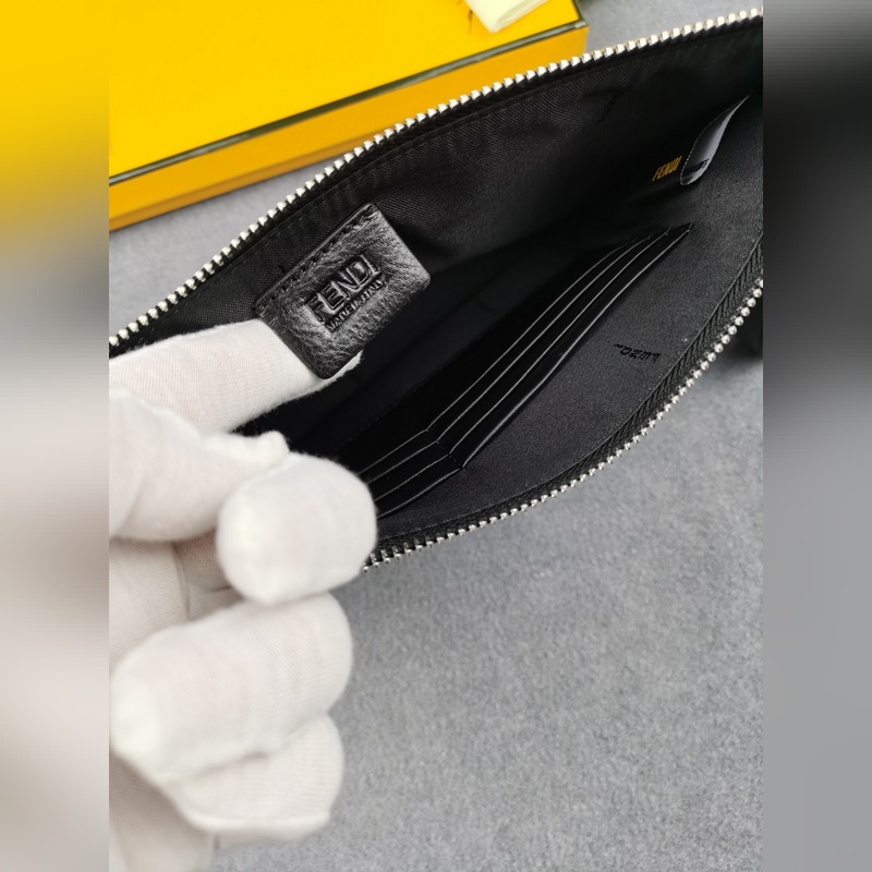 品牌：  fendi  芬迪款號：  pvc棕手包貨號：  168568顔