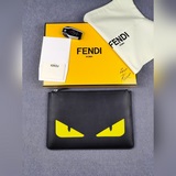 品牌：  fendi  芬迪款號：  修面黃貼手包貨號：  168568顔