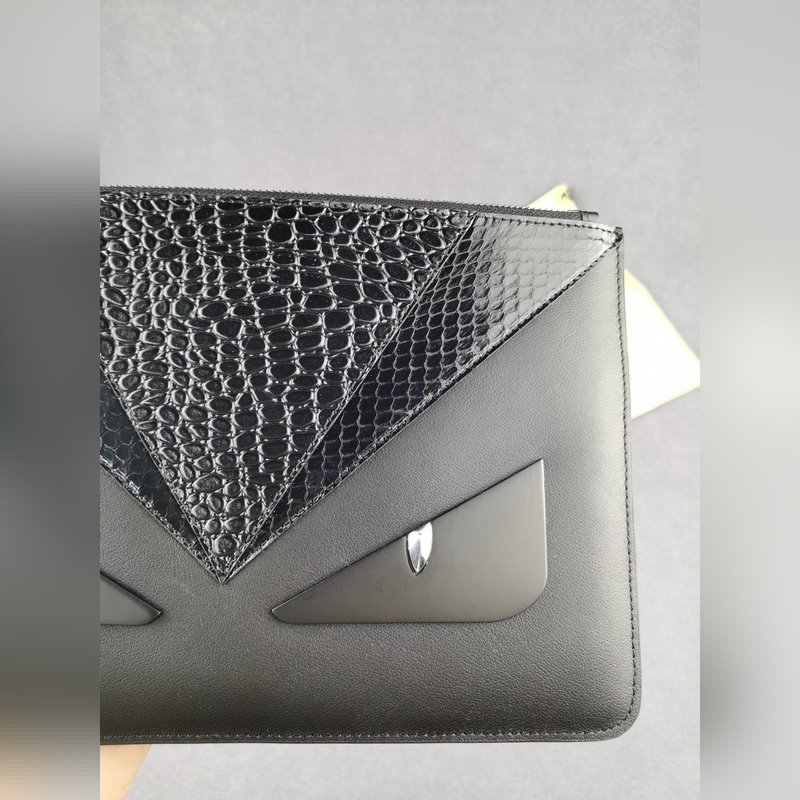 品牌：  fendi  芬迪款號：  黑蛇手包貨號：  168568顔色：