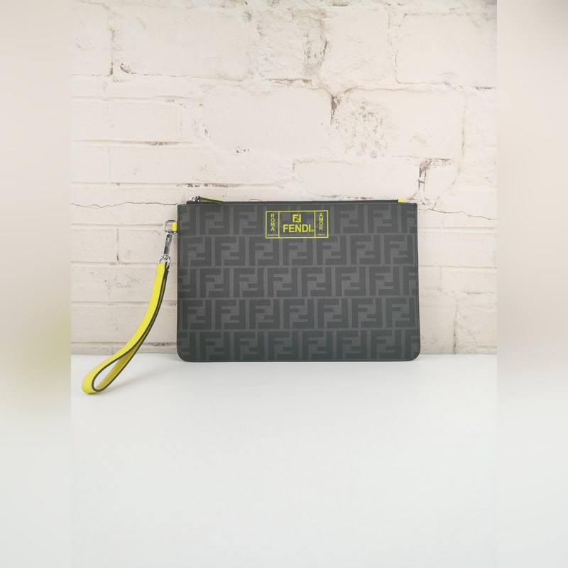 品牌：  fendi  芬迪款號：  pvc絲印手包貨號：  168568