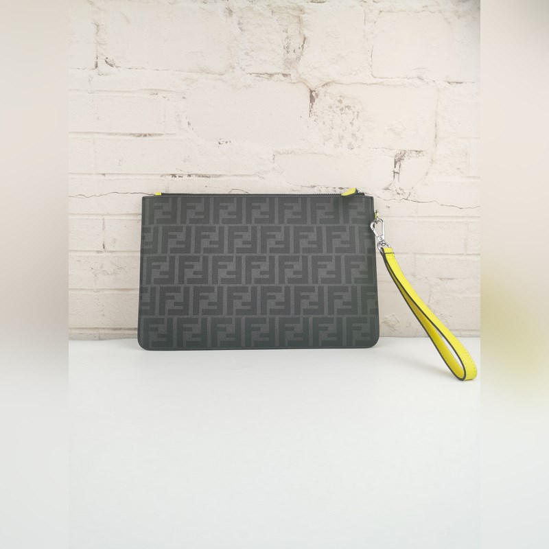 品牌：  fendi  芬迪款號：  pvc絲印手包貨號：  168568