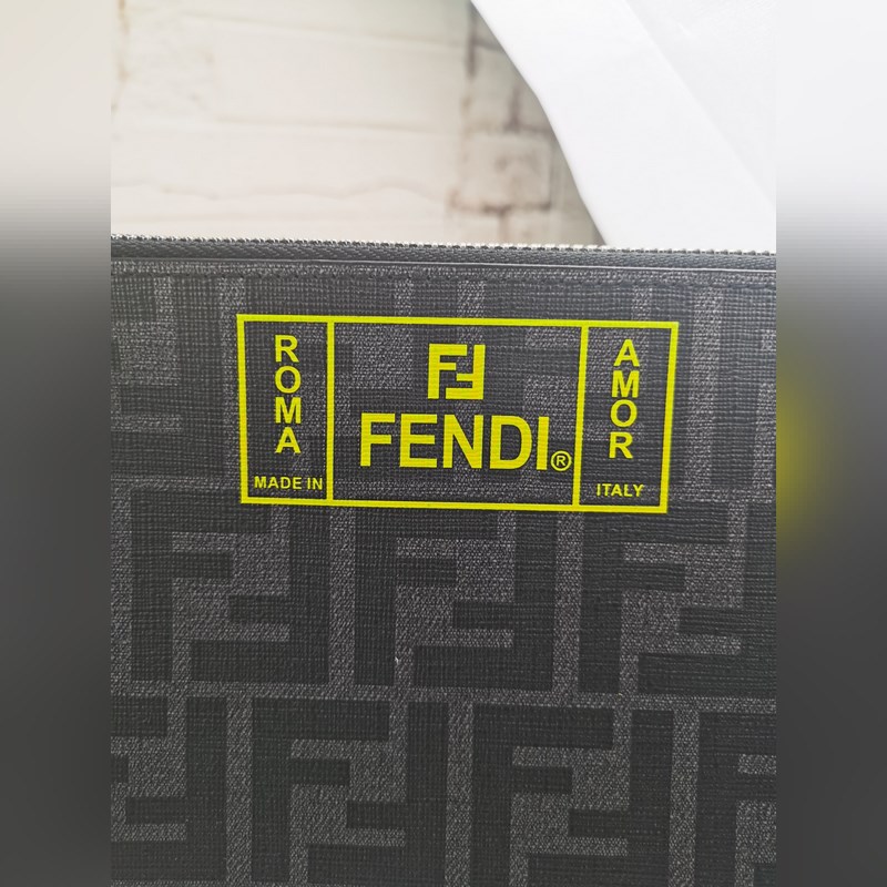 品牌：  fendi  芬迪款號：  pvc絲印手包貨號：  168568
