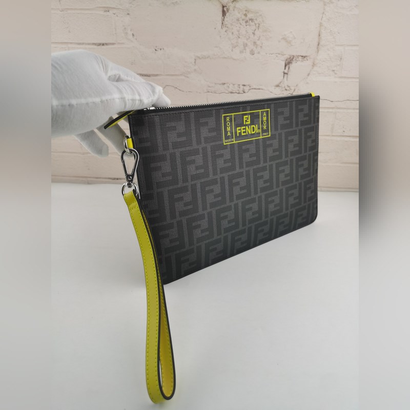 品牌：  fendi  芬迪款號：  pvc絲印手包貨號：  168568