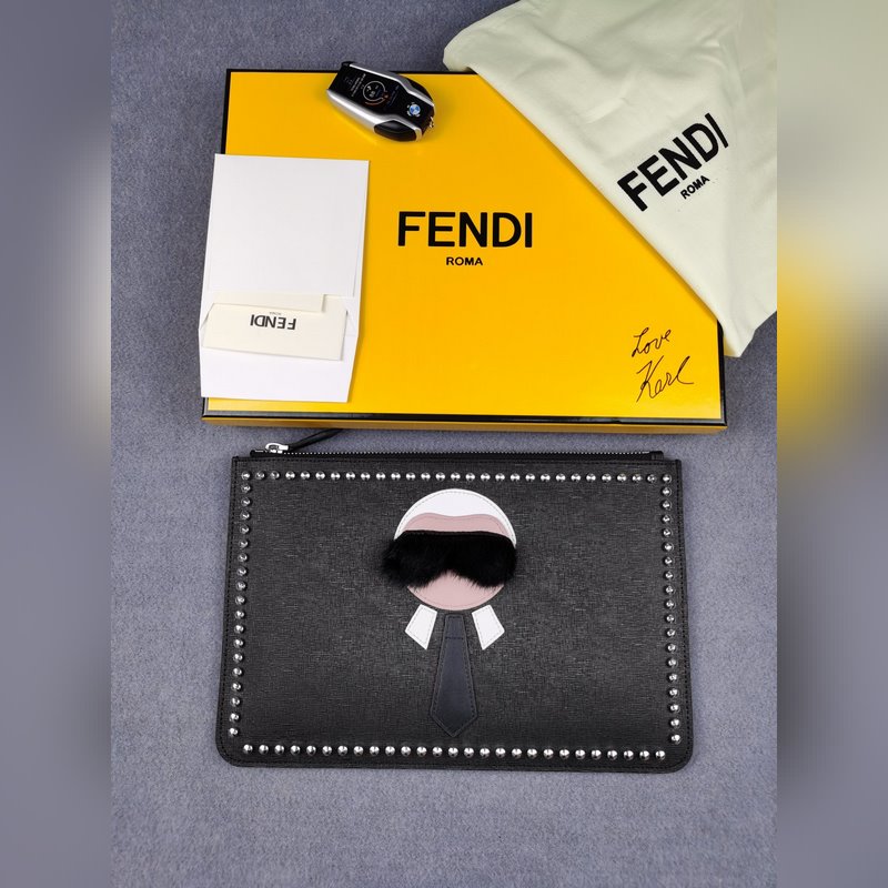 品牌：  fendi  芬迪款號：  老佛爺手包貨號：  168568顔色