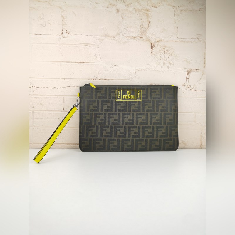 品牌：  fendi  芬迪款號：  pvc棕絲印手包貨號：  168568