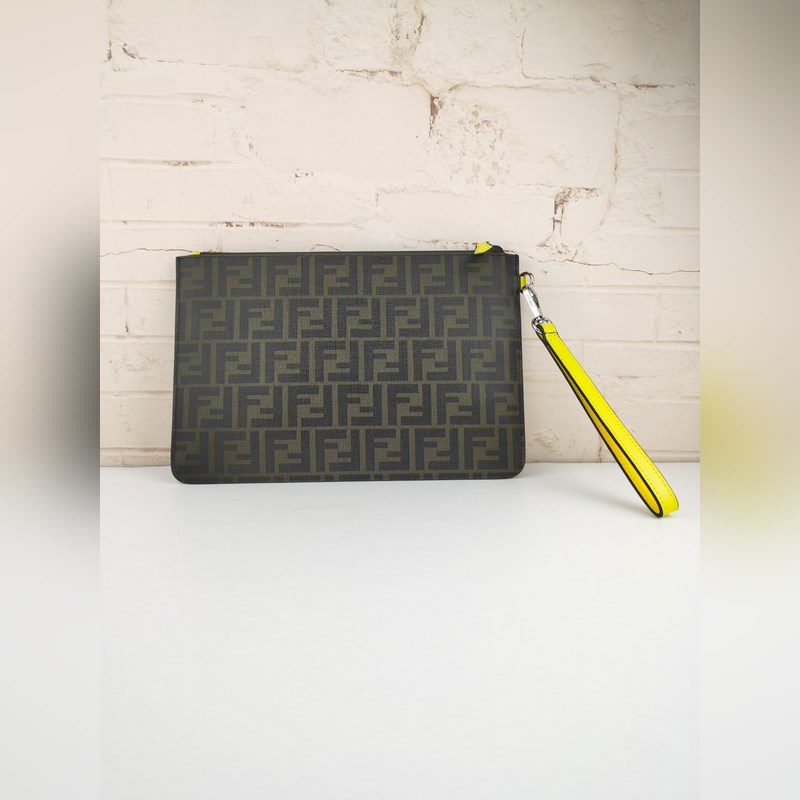 品牌：  fendi  芬迪款號：  pvc棕絲印手包貨號：  168568