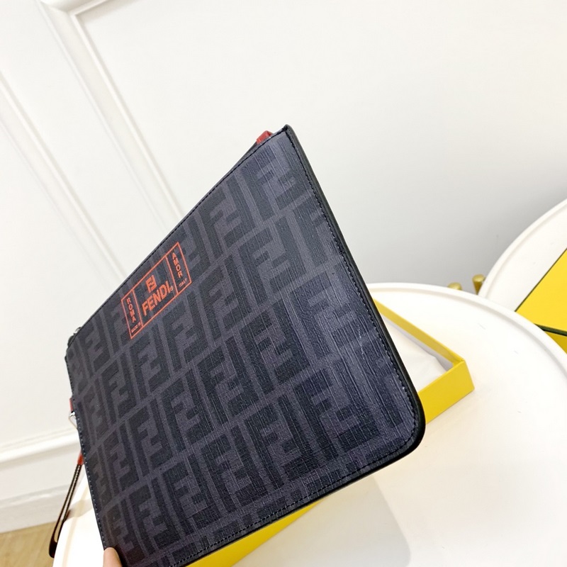 芬迪，進口納帕pvc，原版五金感真棒。頂級設計師打造休閑風格制作超順滑拉鍊、頂級